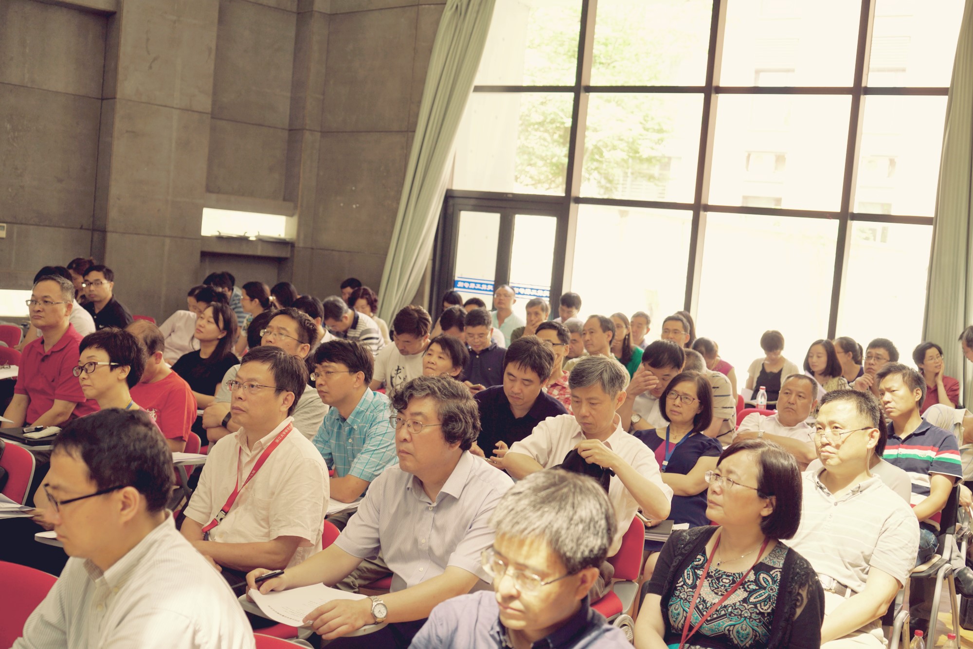 0704_dh.jpg 0704_dh.jpg